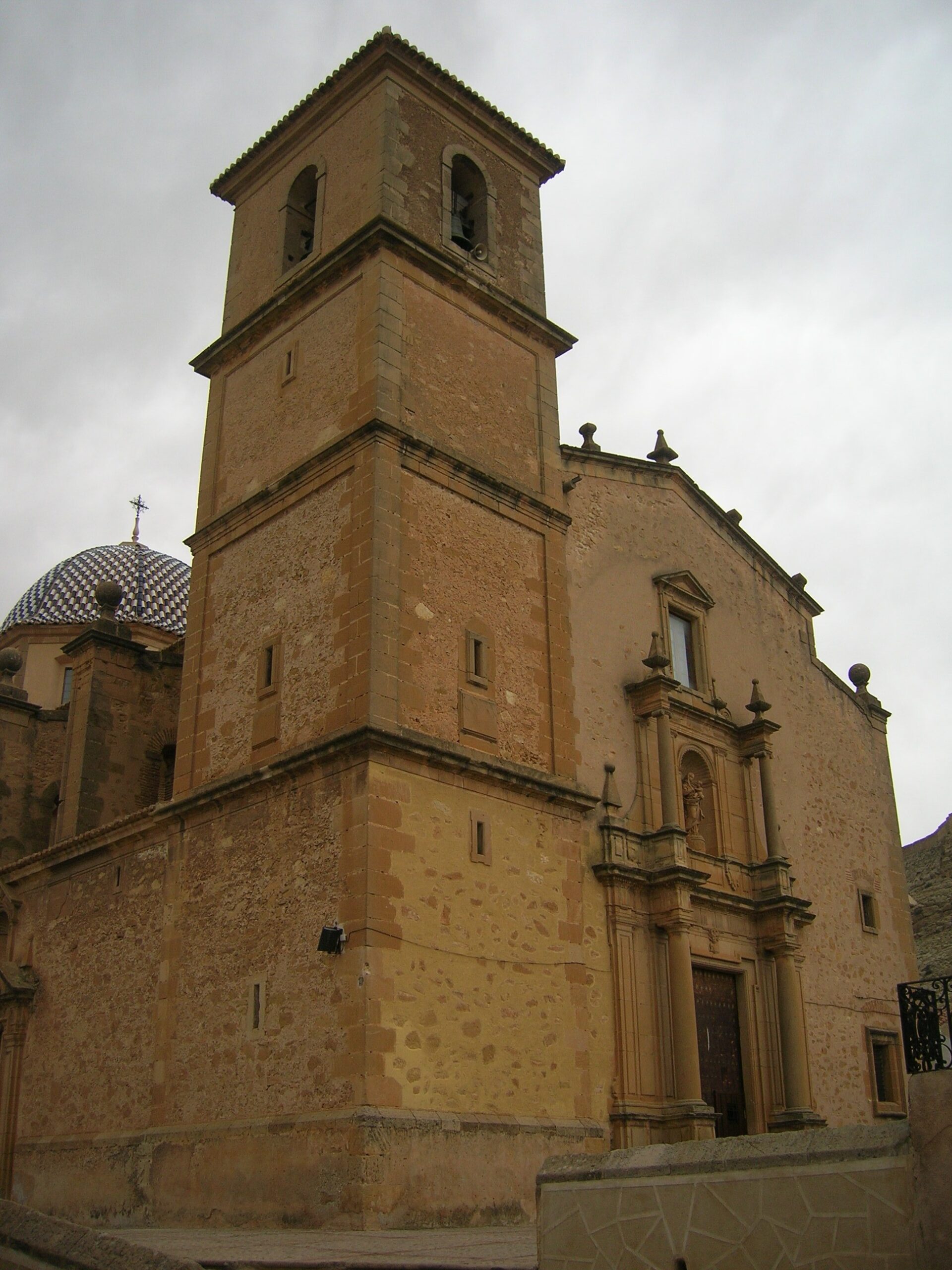 iglesia catolica colico la esperanza scaled