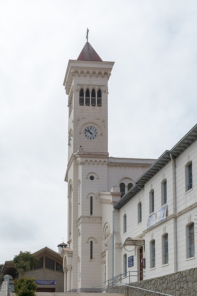 iglesia de gruta de lourdes vina del mar