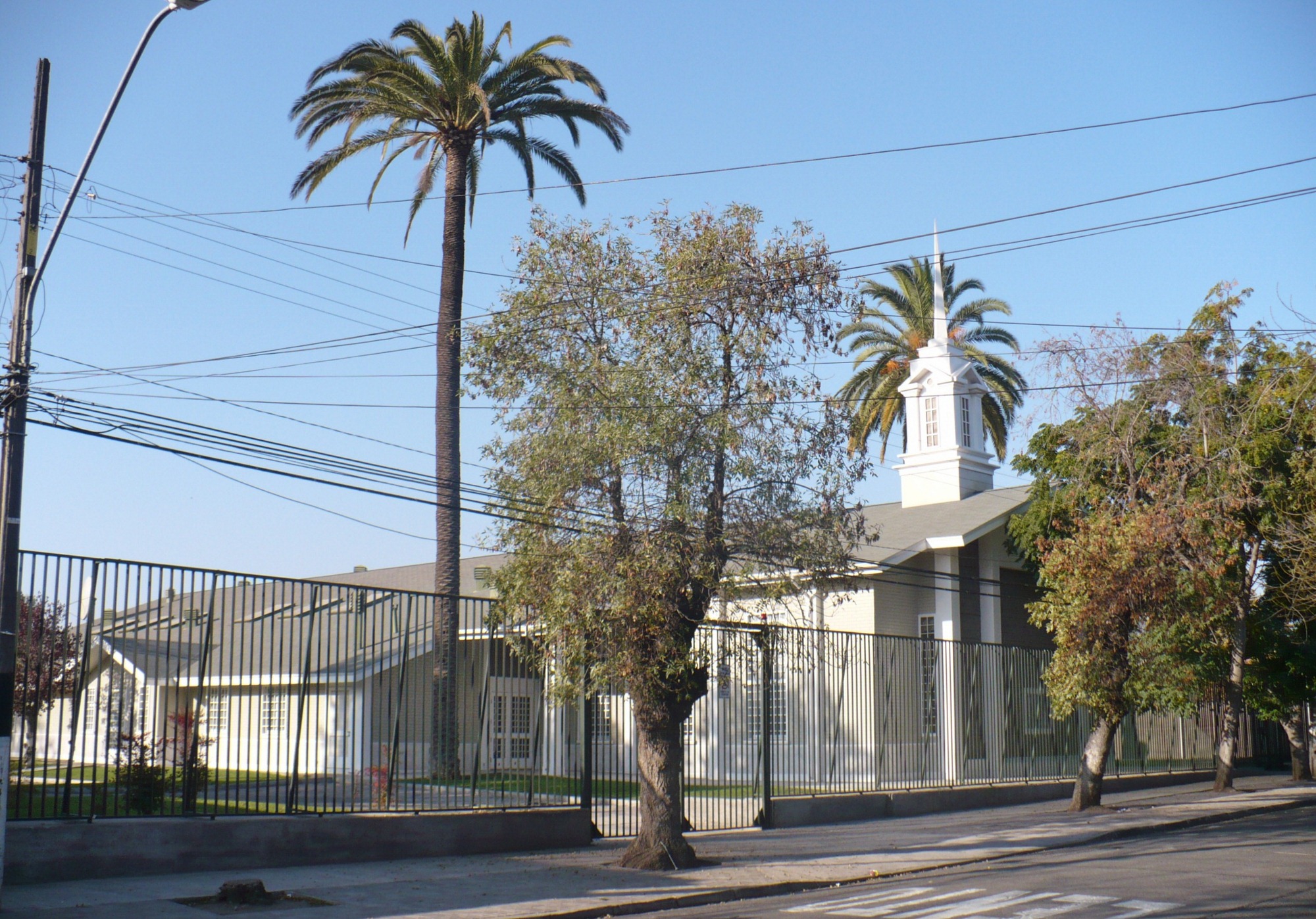 iglesia de jesucristo de los santos de los ultimos dias lo blanco san bernardo