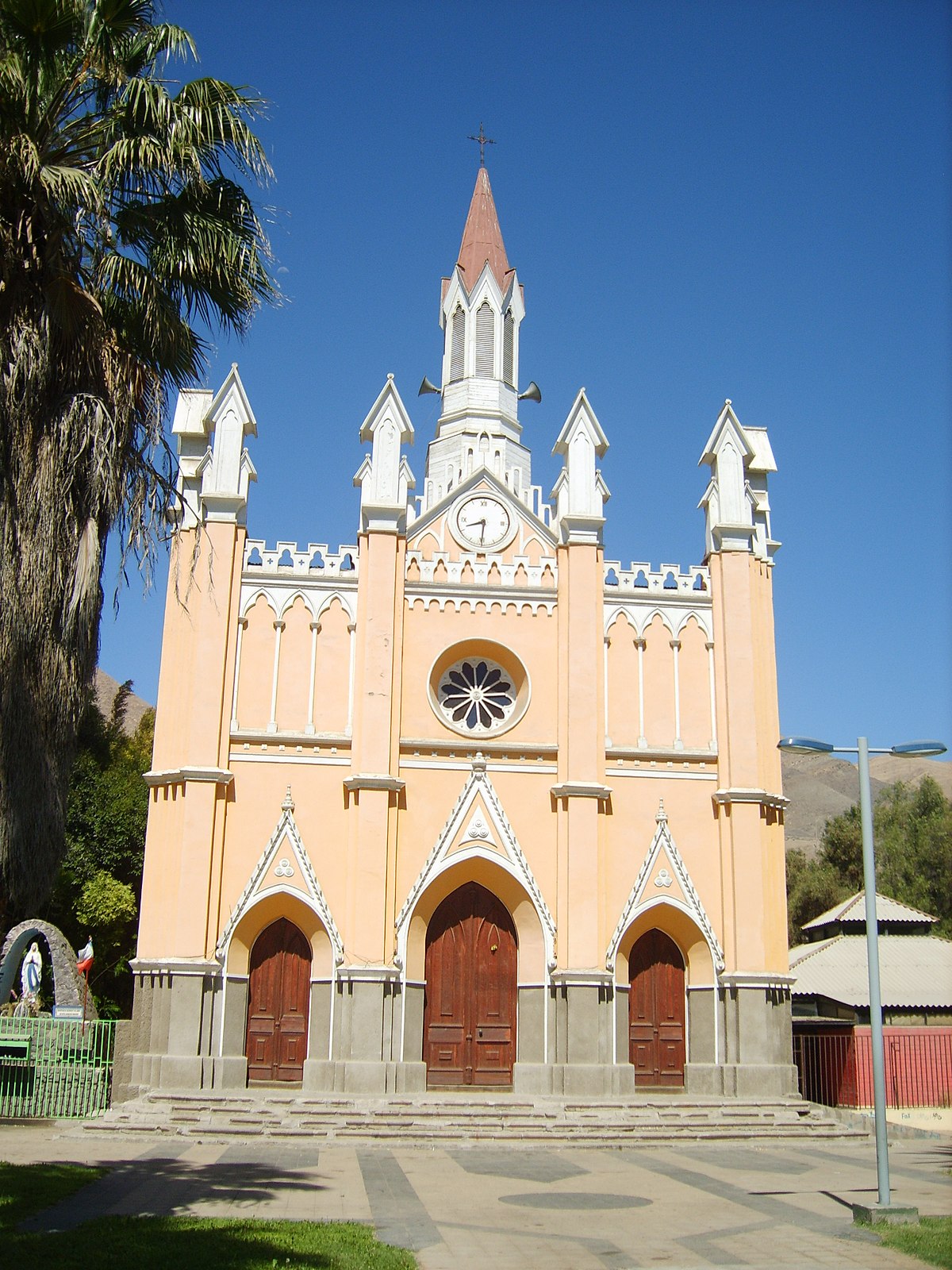 iglesia de tierra amarilla tierra amarilla