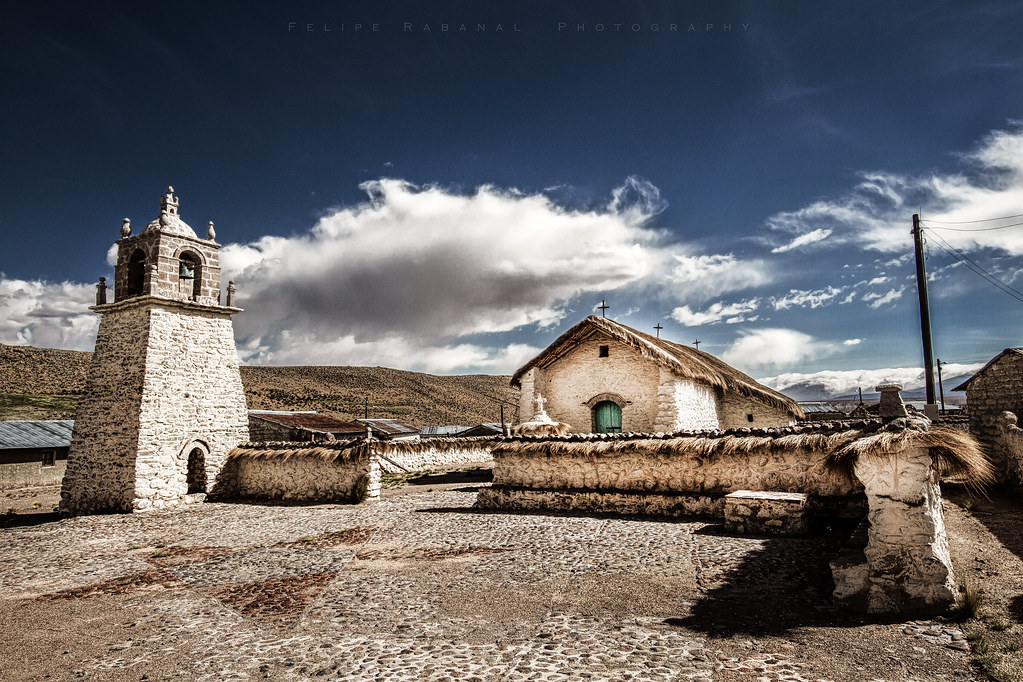 iglesia del nazareno guallatire arica