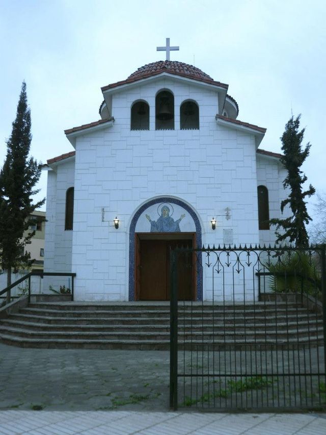 iglesia ortodoxa griega de los santos constantino y elena nunoa