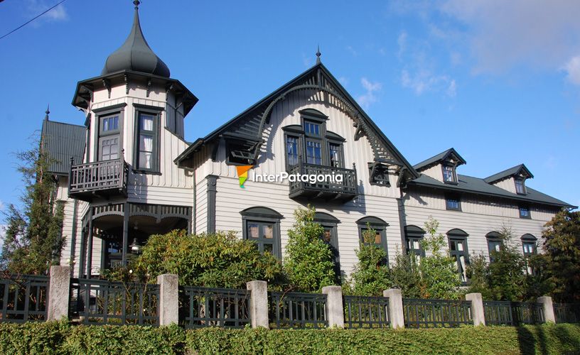 neville house puerto varas chile puerto varas