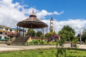 Bienvenidos a IglesiasChile 2 plaza de ancud ancud