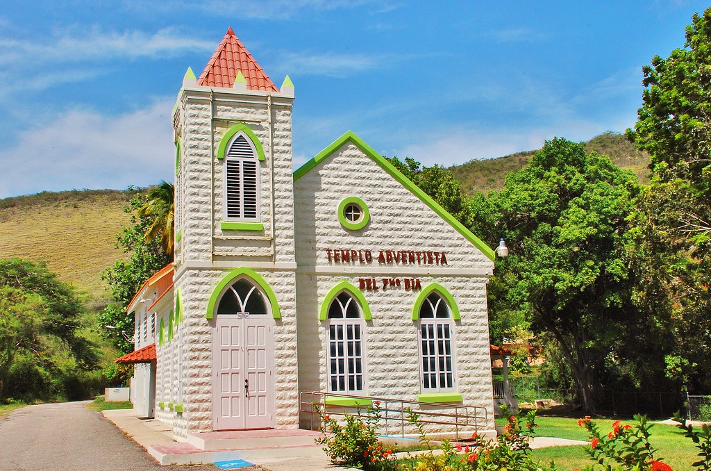 templo adventista de huilo los luceros